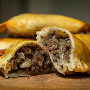 Empanada de CARNE PICANTE
